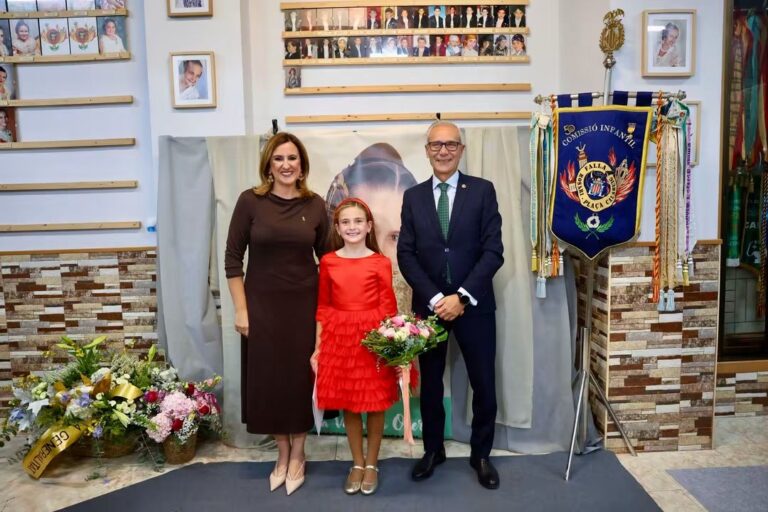 📞👑 Així hem viscut #LaTelefonada27 de Julia Vizcayno Orero, Fallera Major Infantil de València 2027.