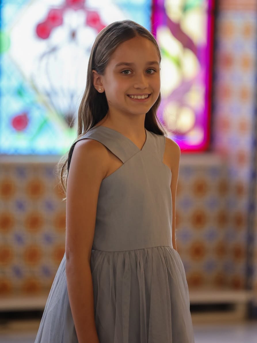 ✨Las candidatas infantiles asisten al palacio de la exposición.