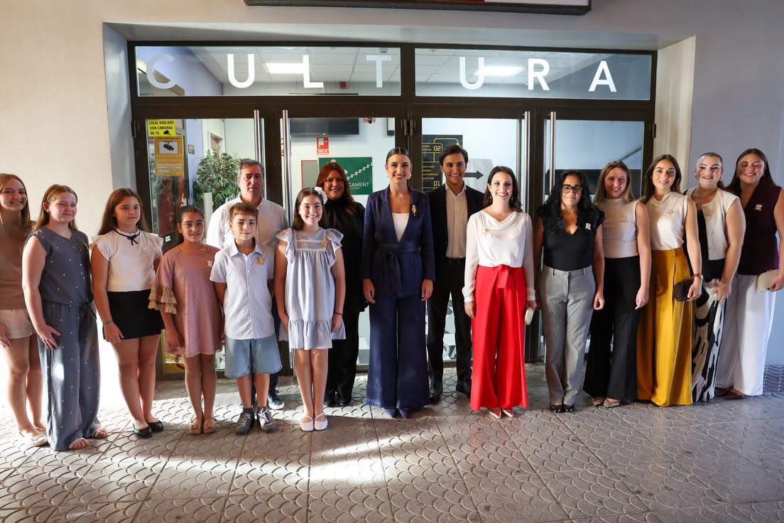 🏆 La Pobla de Vallbona ha rebut als participants del campionat de Truc de les Juntes Locals de la Comunitat Valenciana.