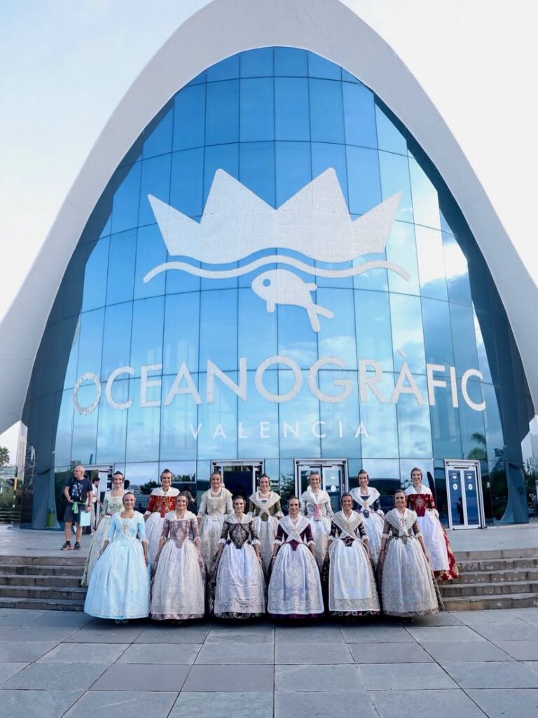 🌊💙Las candidatas visitan el Oceanogràfic València.