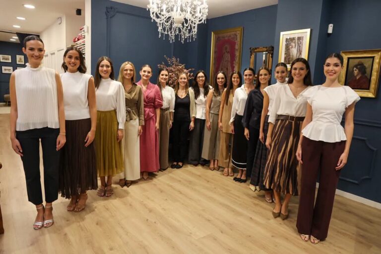 🪡 Toma de medidas del primer traje oficial.