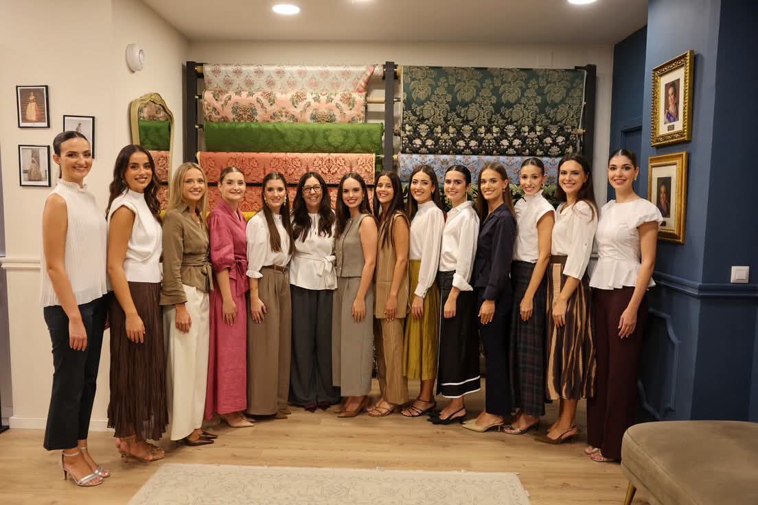 🪡 Toma de medidas del primer traje oficial.