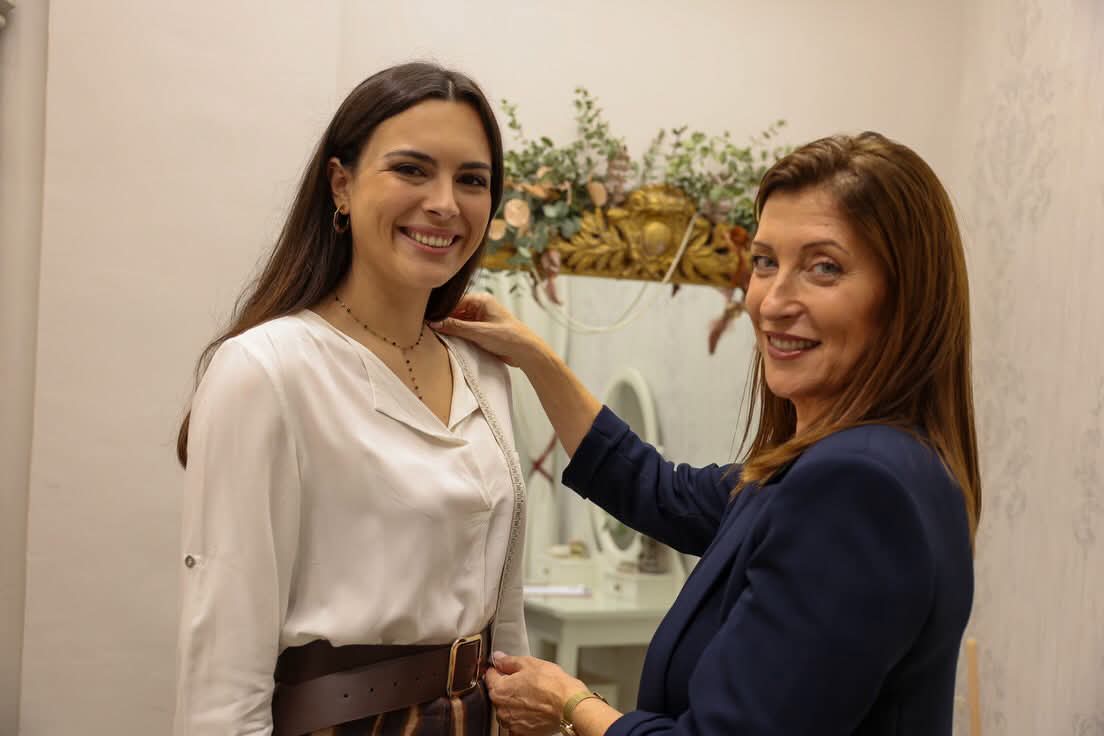 🪡 Toma de medidas del segundo traje oficial.