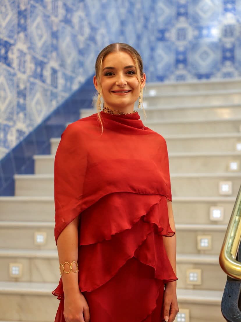✨Las candidatas mayores asisten al palacio de la exposición.