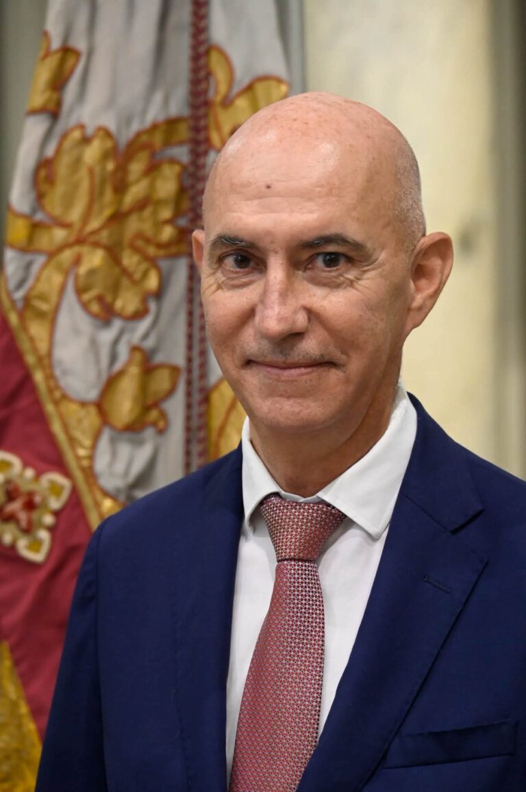 🔹El concejal José Gosálbez será el portador de la Senyera en la Procesión Cívica del 9 d’Octubre.