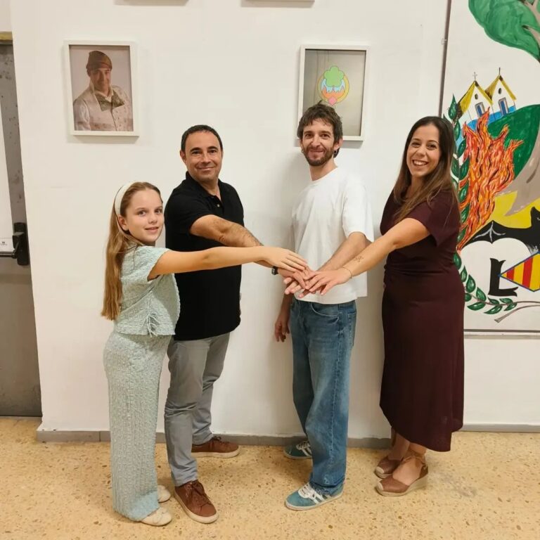 🎨 Contracte artista faller Falla Plaza del Árbol.