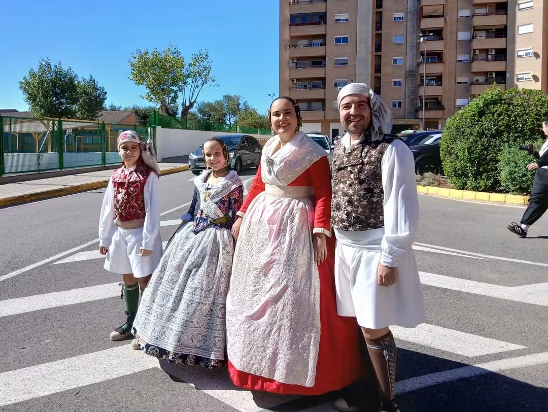 🔹 9 de Octubre Falla Alcacer Yatova.